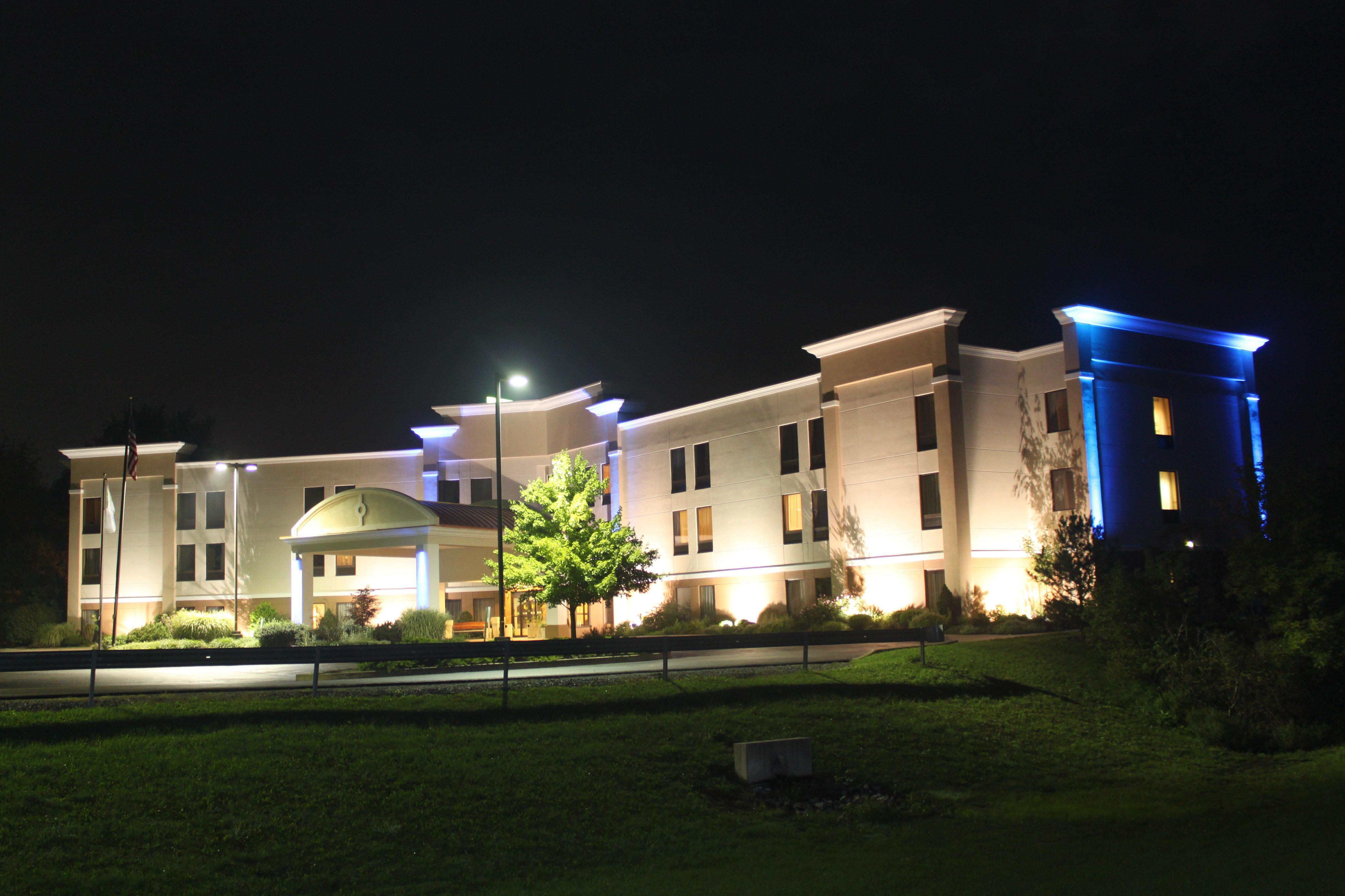 Holiday Inn Express Lewisburg - New Columbia By Ihg Ngoại thất bức ảnh
