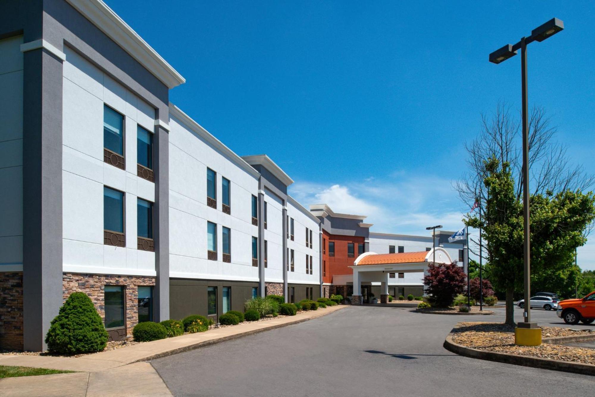 Holiday Inn Express Lewisburg - New Columbia By Ihg Ngoại thất bức ảnh