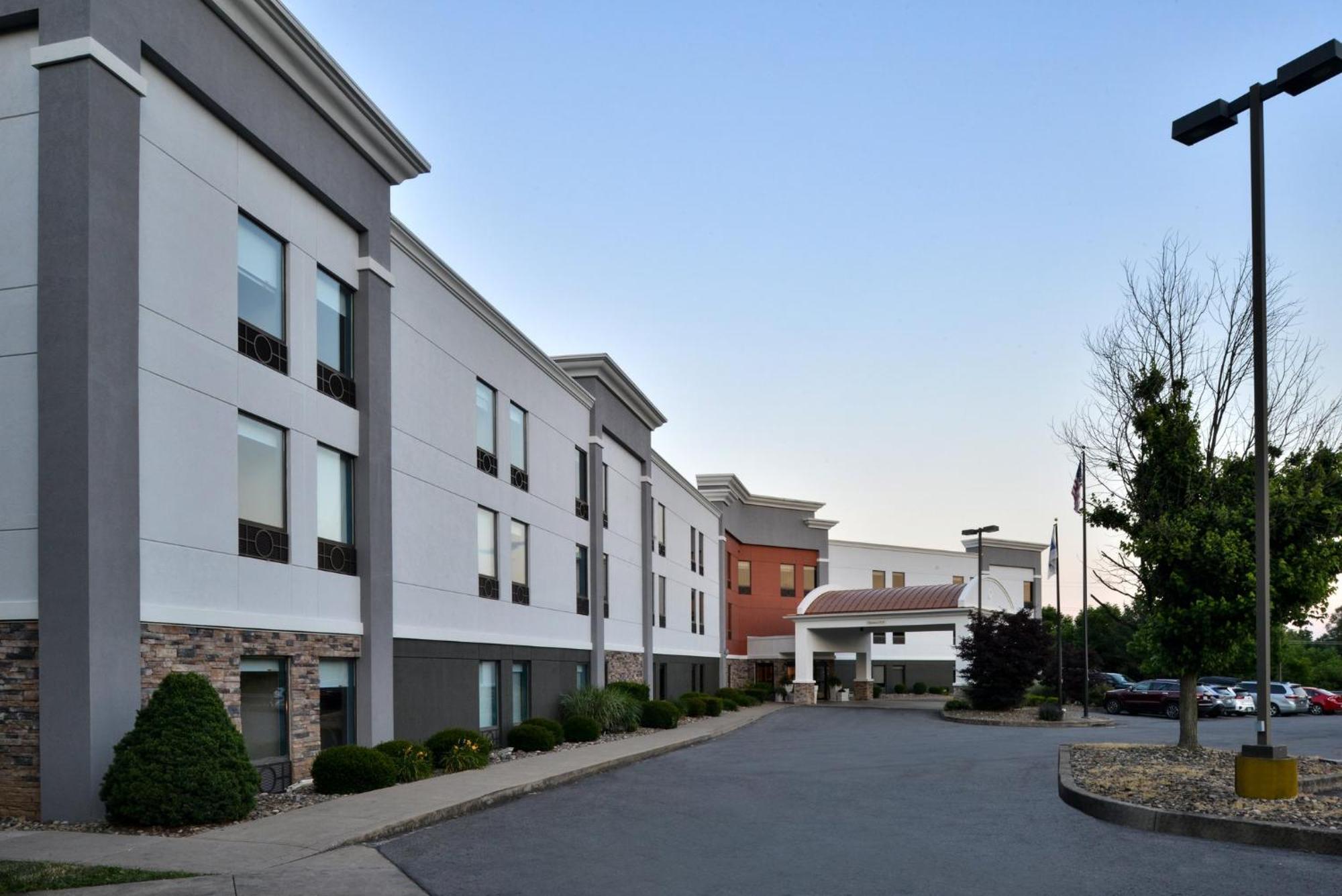 Holiday Inn Express Lewisburg - New Columbia By Ihg Ngoại thất bức ảnh