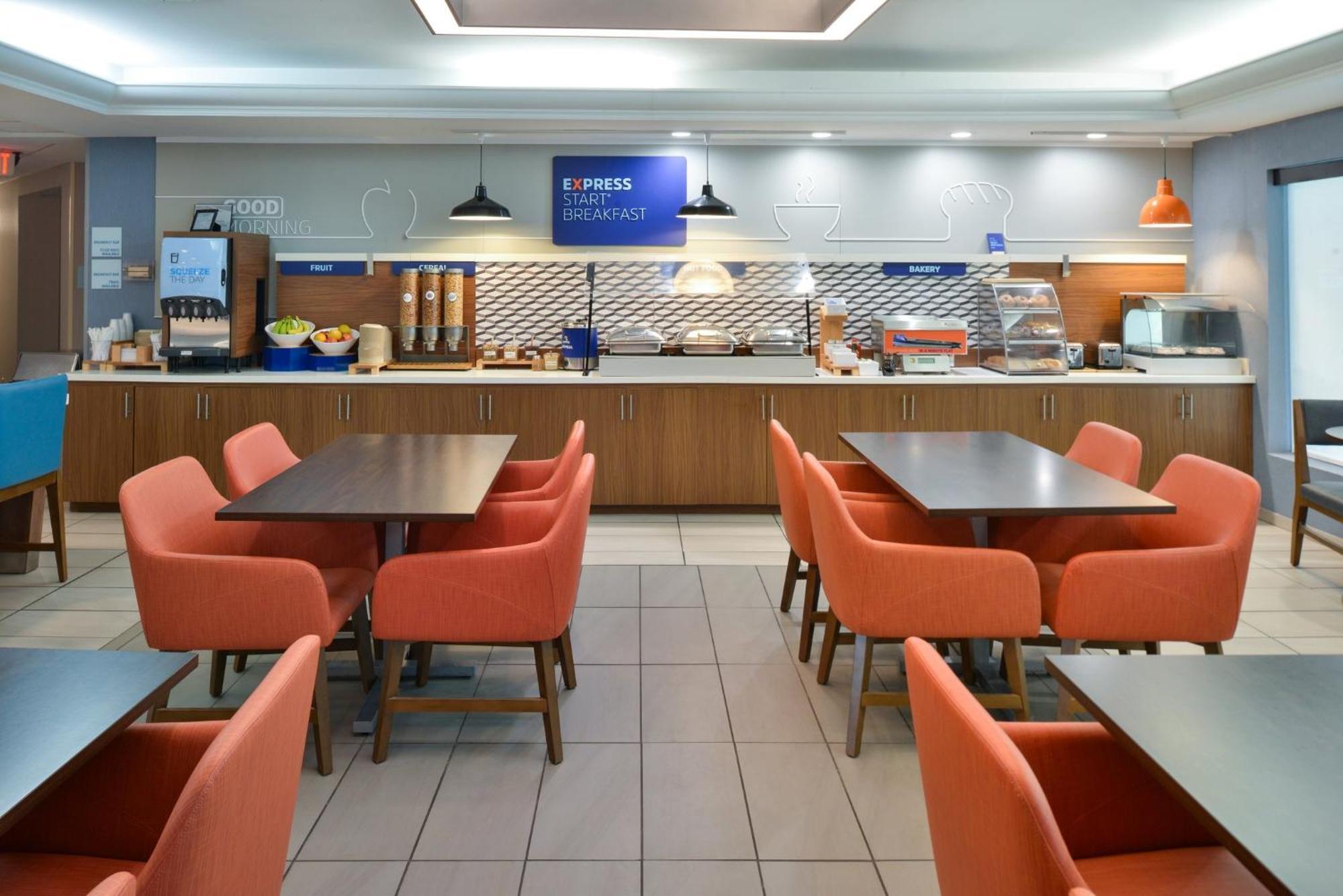 Holiday Inn Express Lewisburg - New Columbia By Ihg Ngoại thất bức ảnh