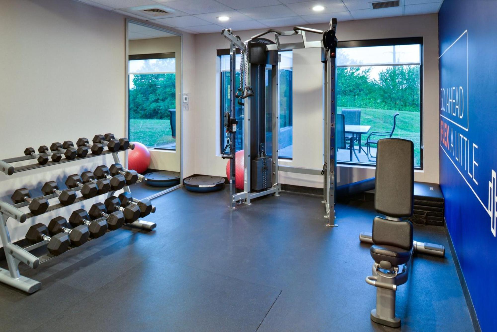 Holiday Inn Express Lewisburg - New Columbia By Ihg Ngoại thất bức ảnh